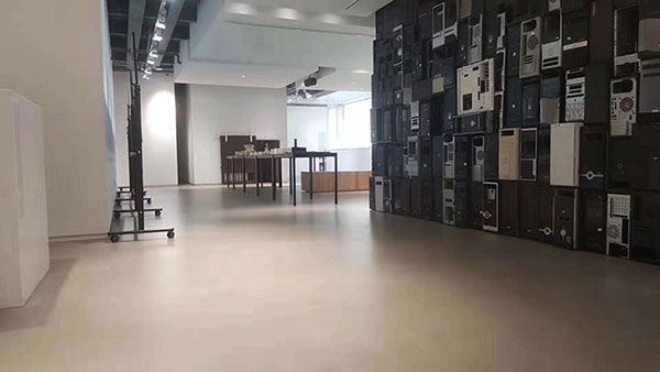 高强面层水泥自流平地坪漆